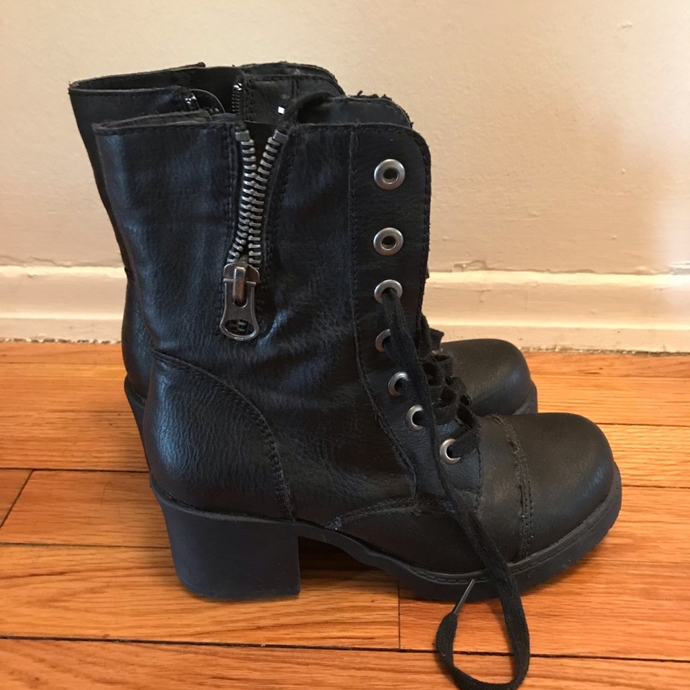 Sugar - Corah- Black Lace Up Boot - Size 6.5
